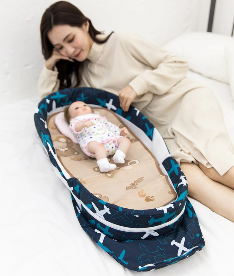 Berço do Bebê Cama de Viagem Berços para Bebês Bebê Móvel Berço Portátil Dobrável Acampamento Bonito Padrão Confortável Macio Mini Kit 7 High Quality Mamãe e Bebê