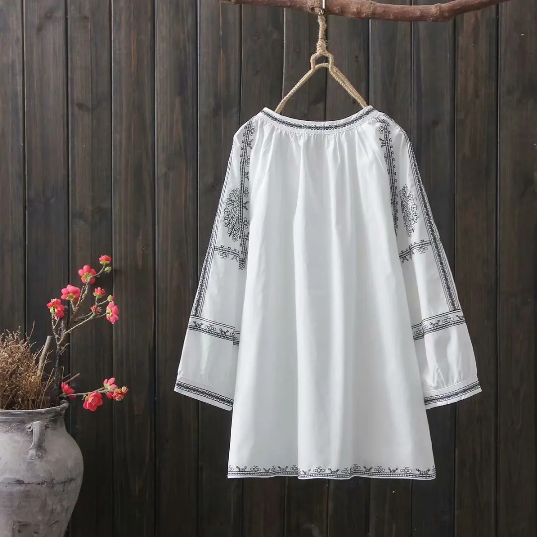Корейский Национальный Ветер вышивка фонарь рукав небольшой v-образным вырезом пуловер свободные рубашки Топ 61677