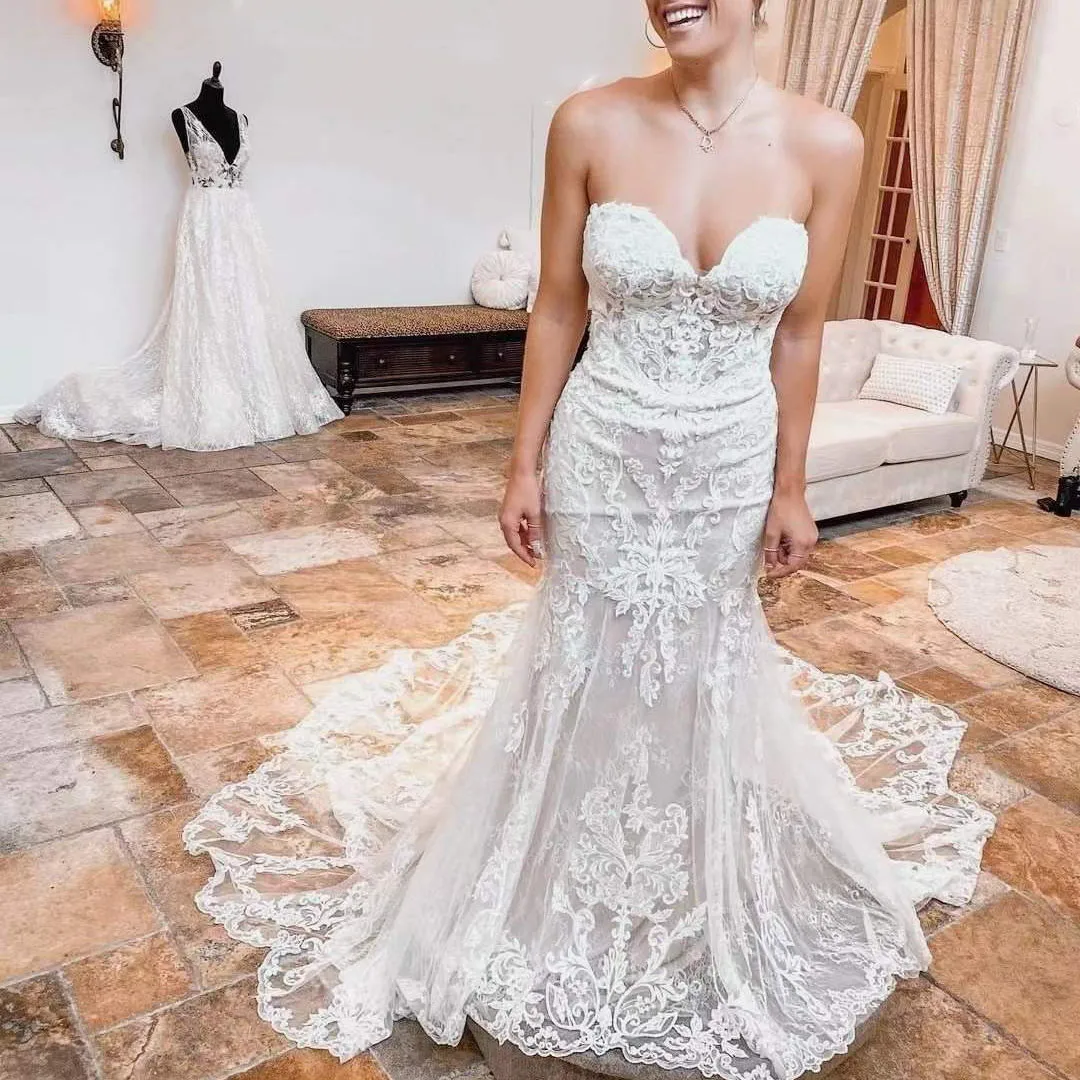 White Mermaid Wedding Dress Appliques Sleeveless Sweep Train Bridal Lace Long Gowns For Women Elegant Robe De Mariée