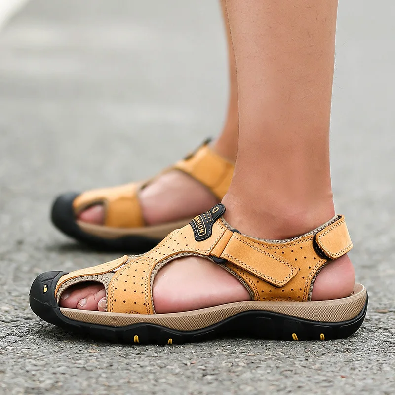 

Spring Summer Large Size Men Slippers Full-grain Leather Hot Selling Slipper Closed-toe Velcro Outdoor Sandals
