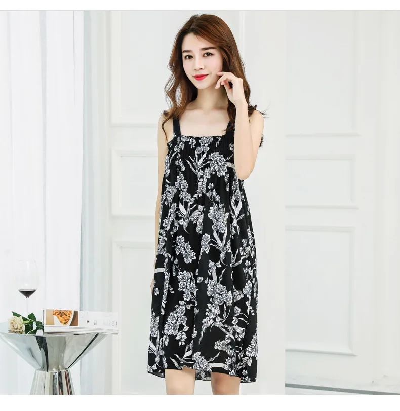 Sling skirt was thin ice silk folds loose nightdress fresh wide shoulder strap beach skirt sexy Slim beauty back home service