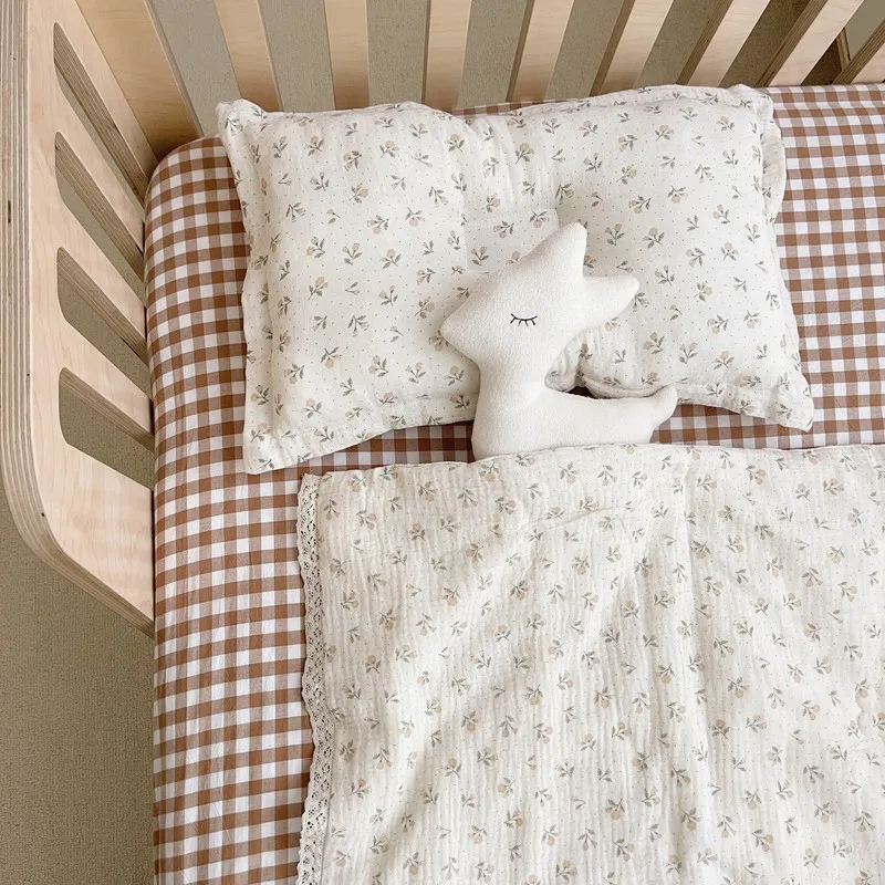 Cotton Baby Crib Quilt Kids Bedding Children Infant Cot Soft Quilts Newborn Boys Girls Bed Nursery School Blanket Home Textiles