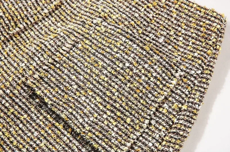 conew_4558642736_818474941_conew1