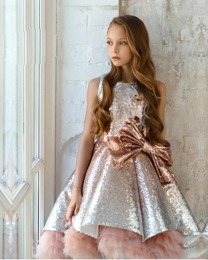 

2020 Shiny Sequins Flower Girls Dresses Sleeveless Tulle Tiered TuTu Girls Pageant Gowns Gorgeous Puffy Prom Dresses
