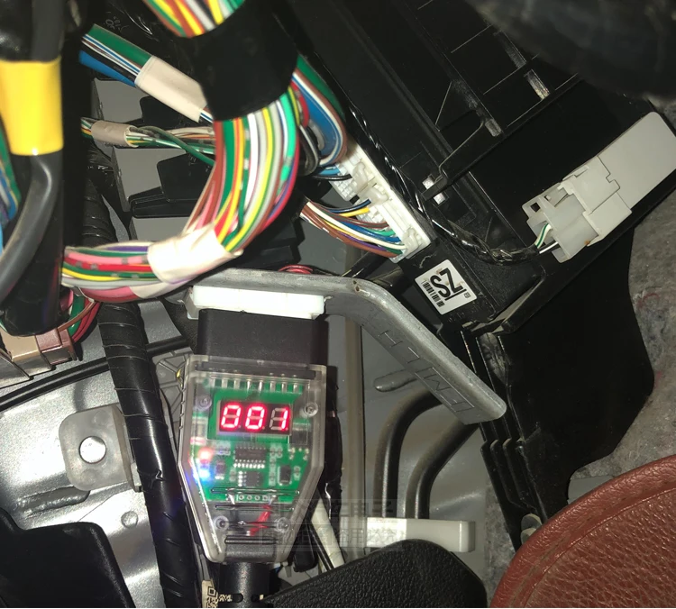 Инструмент для замены батареи OBD Автомобильный компьютер отключение памяти непрерывное изменение сигнализатор утечки батареи диагностический инструмент