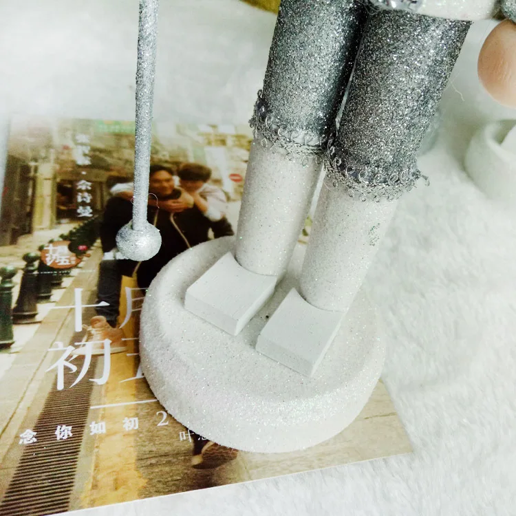 3251929011_672327900