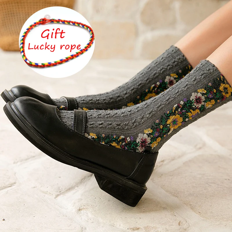 Зимние женские носки с принтом; женские рождественские носки; милые теплые забавные носки; забавные красивые блестящие короткие носки до лодыжки; Happy FENNASI