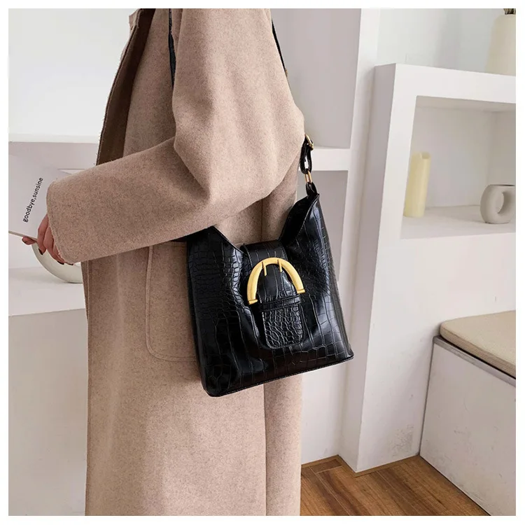 

Autumn And Winter Retro Large Capacity Bag Women's 2019 New Style Trend Line Crocodile Pattern Bucket Bag New Versatile Shoulder