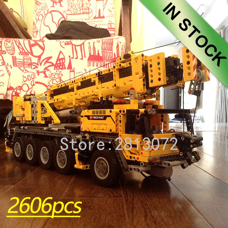 

20004 In Stocks Technic series Motor Power Mobile Crane Mk II Car 2606pcs Model Building Blocks Bricks Toys Compatible 42009