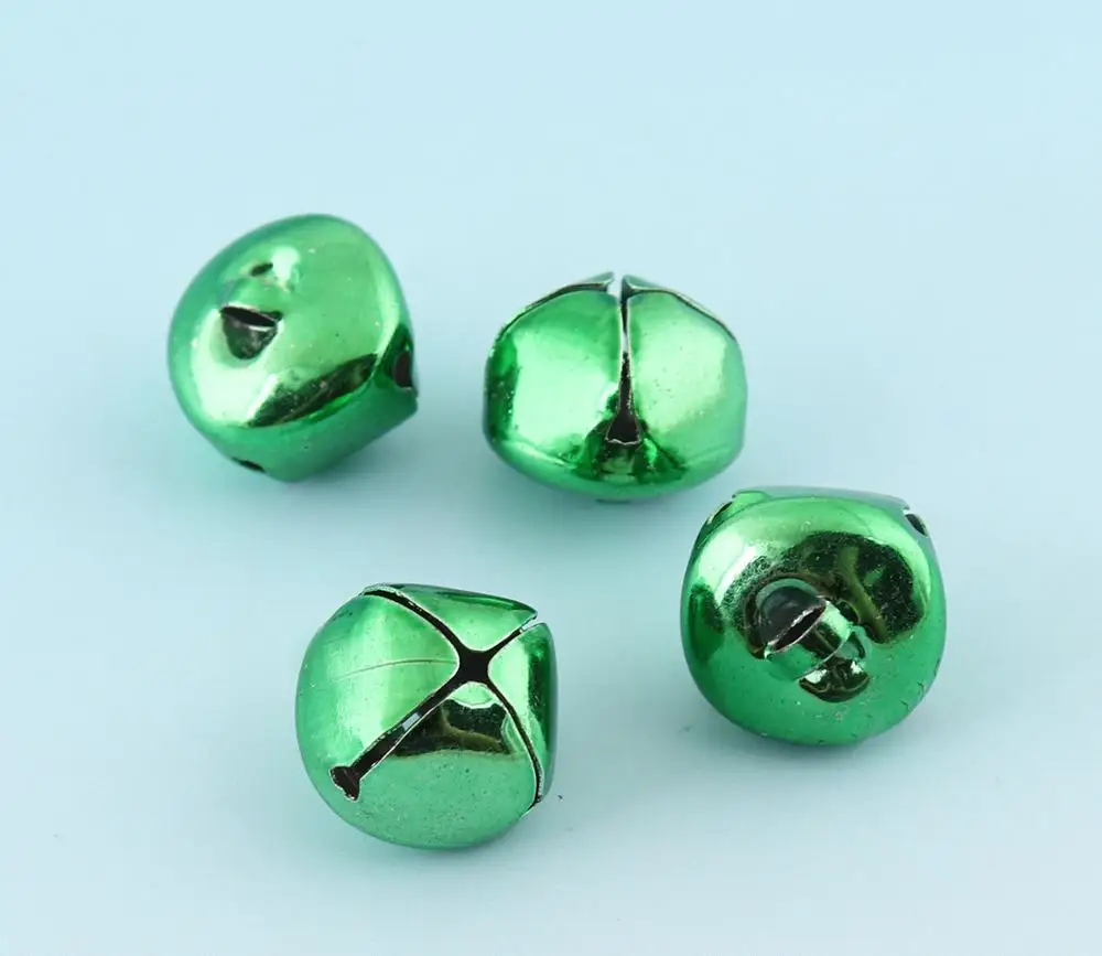 30Pcs 15 Millimetri Verde Jingle Bells Blocchi Di Campane Di Natale Da Sposa Campane Bollitore Campane Collare Dell'Animale Domestico Bells Bacchette 