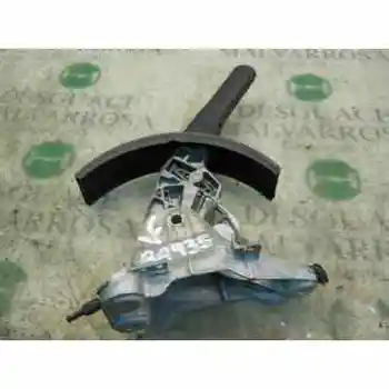

HAND BRAKE LEVER SEAT ALTEA (5P1) Reference [BA935] [11564163]