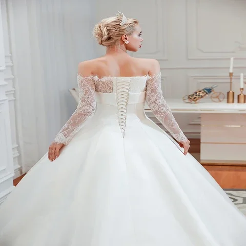 Атласные свадебные платья Винтаж длинный шлейф милое элегантное Vestido De Noiva невесты три четверти рукав кружева
