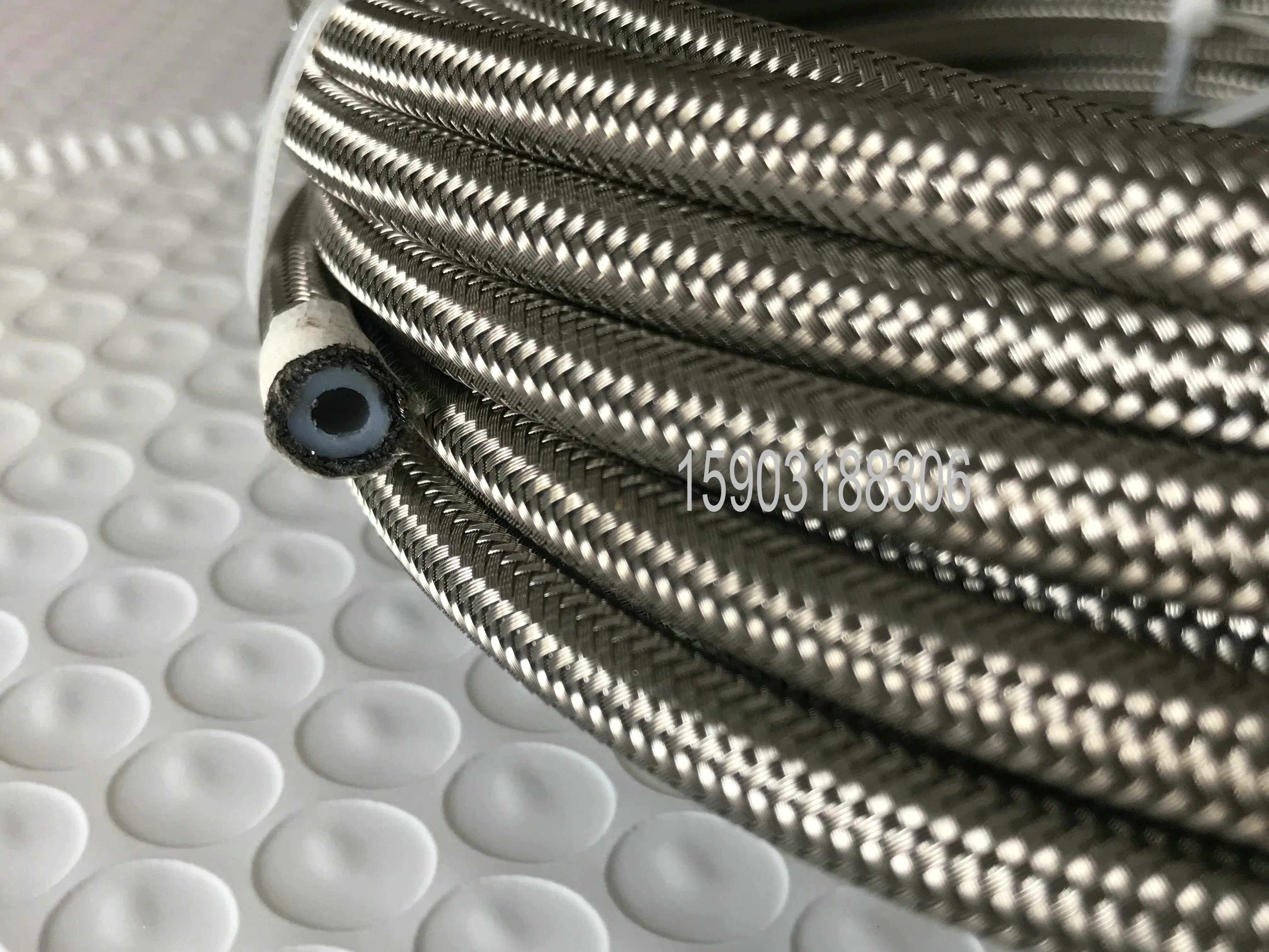 バイクのブレーキライン 30 Cm-500 Cm オートバイ用ステンレススチール編組ブレーキホース クラッチ油圧オイルラインパイプ、 オートバイブレーキ クラッチライン 30 Cm- 500 Cm ユニバーサル オートバイ編組ステンレススチールブレーキラインホース 流 バイクの ブレーキ ... オートバイホース ユニバーサル オートバイ ステンレススチール 編組パイプライン オートバイ ブレーキ オイルホース ブレーキライン