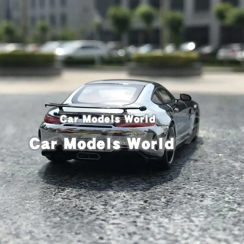 Литая под давлением модель автомобиля почти настоящая A M G GT R T 2017 1:43 (глянцевый