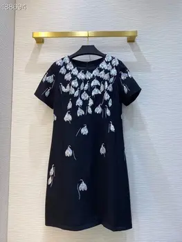 

2020 Elegant Fashion Short Sleeves Embroidery Floral Sequins Mini Dress Autumn Vintage Runway Dress Women