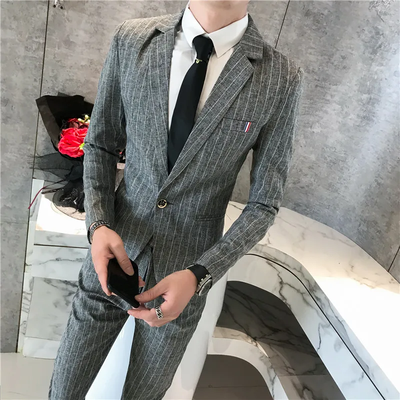 

2019 autumn men's fashion striped suit two-piece suit (blazer + suit pants) men's single buckle slim casual groom wedding suit