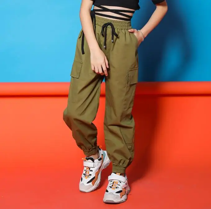 Green Pants Детская одежда в стиле хип-хоп; танцевальные костюмы; укороченная Толстовка для девочек; рубашка; топ; штаны для бега; Танцевальная уличная одежда для джаза и бальных танцев - Цвет: Green Pants