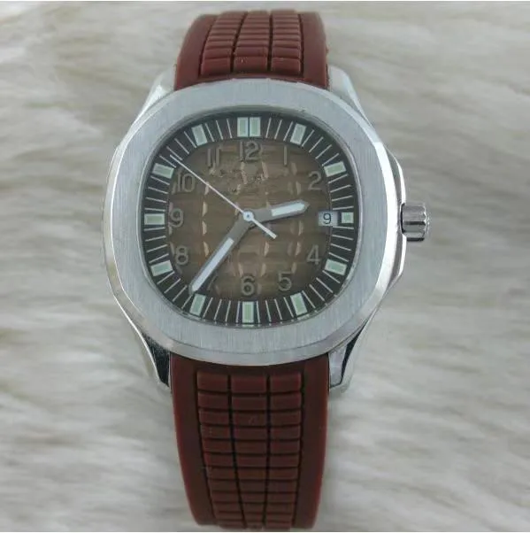 

WG09329 Mens Watches Top Brand Runway Luxury European Design Automatic Mechanical Watch