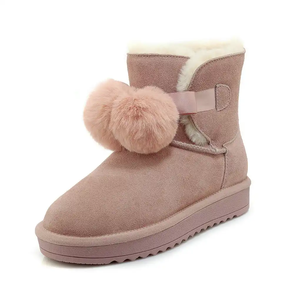 womens snow boots size 9