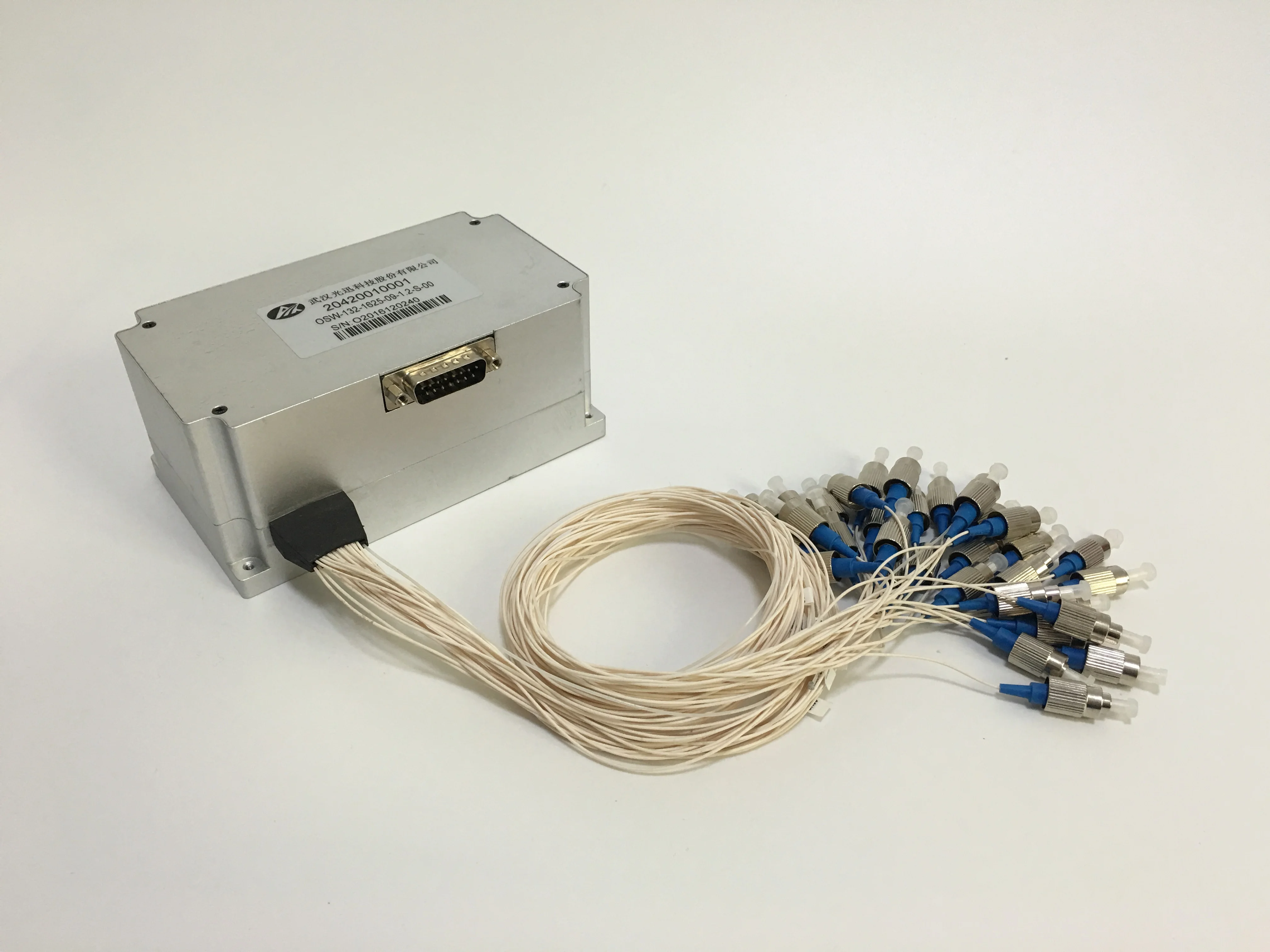 

Optical Switch 1x32 Mechanical OTDR New 1650 TTL Parallel Port Control Module