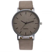 Moda kadın deri izle lüks Analog kuvars yıldızlı kol saati bayanlar izle kadın basit rahat bilezik saatler parti 2020(China)