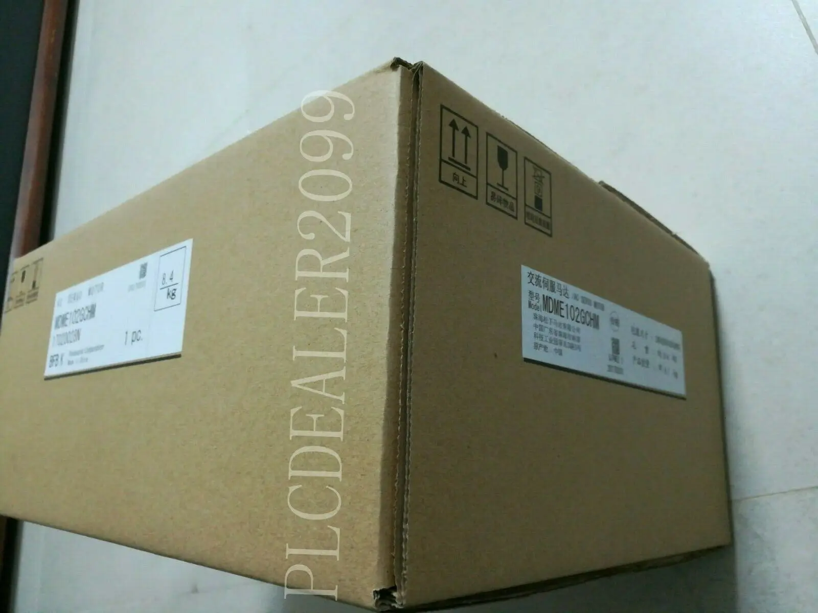 Panasonic MDME102GCHM серводвигатель переменного тока MDME102GCHM