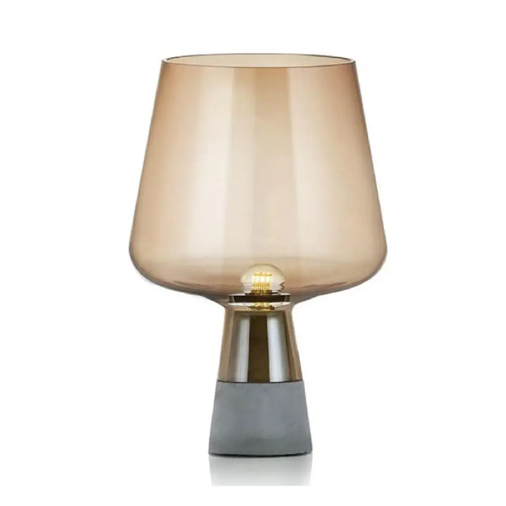 Современная настольная лампа в европейском стиле с серой стеклянной тенью