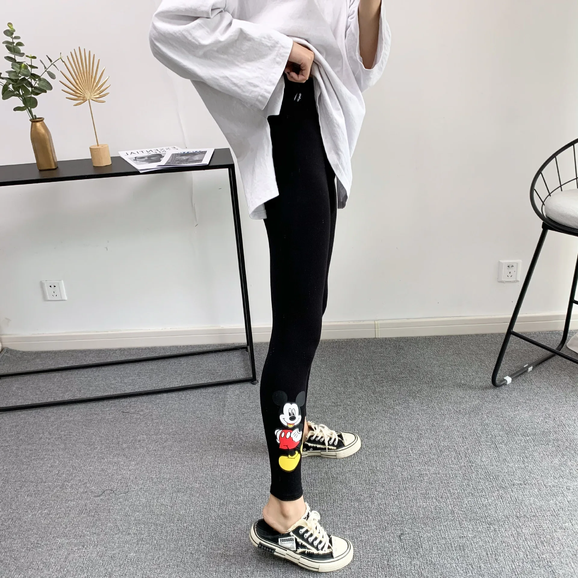 Disney  Bottoms leggings Mickey Mouse spring thread cotton cartoon women wearing slim skinny leg  tight cropped Fashion pants leather leggings