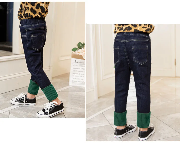 Повседневное однотонные Джинсы с флисом брюки для девочек-подростков; детские джинсовые штаны Костюмы детские, средней талии; теплые джинсовые штаны для девочек зимние
