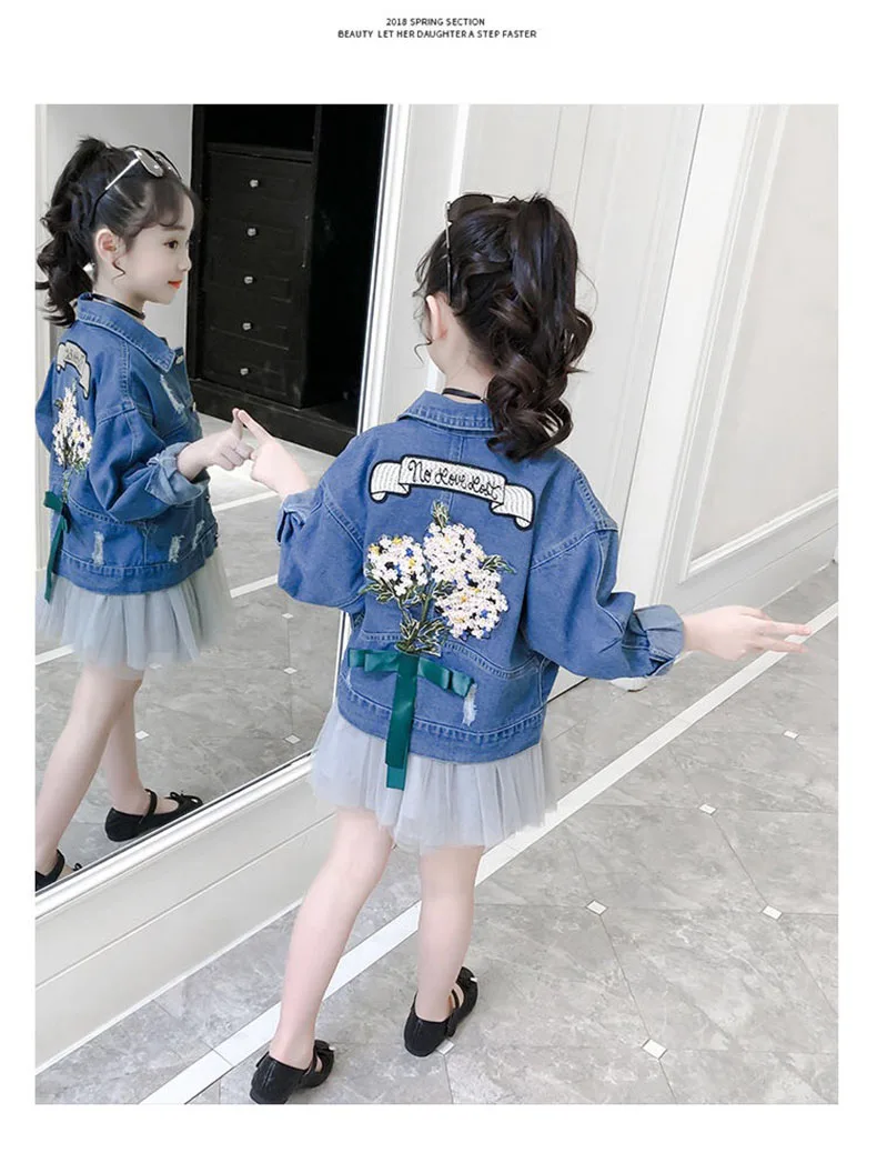 Джинсовая куртка для девочек; Весенняя джинсовая куртка-кардиган с длинными рукавами; Детское пальто с цветочной вышивкой и отворотами; повседневная куртка на кнопки для девочек