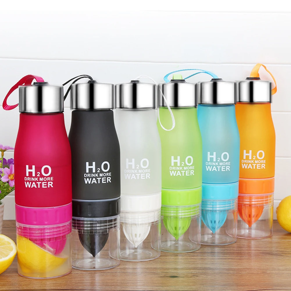 650ml Food Grade Lemon Fruit Juicer Cup Practical Durable Creative Manual Juicing Cup Juice Mixer Bottle Citrus Fruit Squeezer