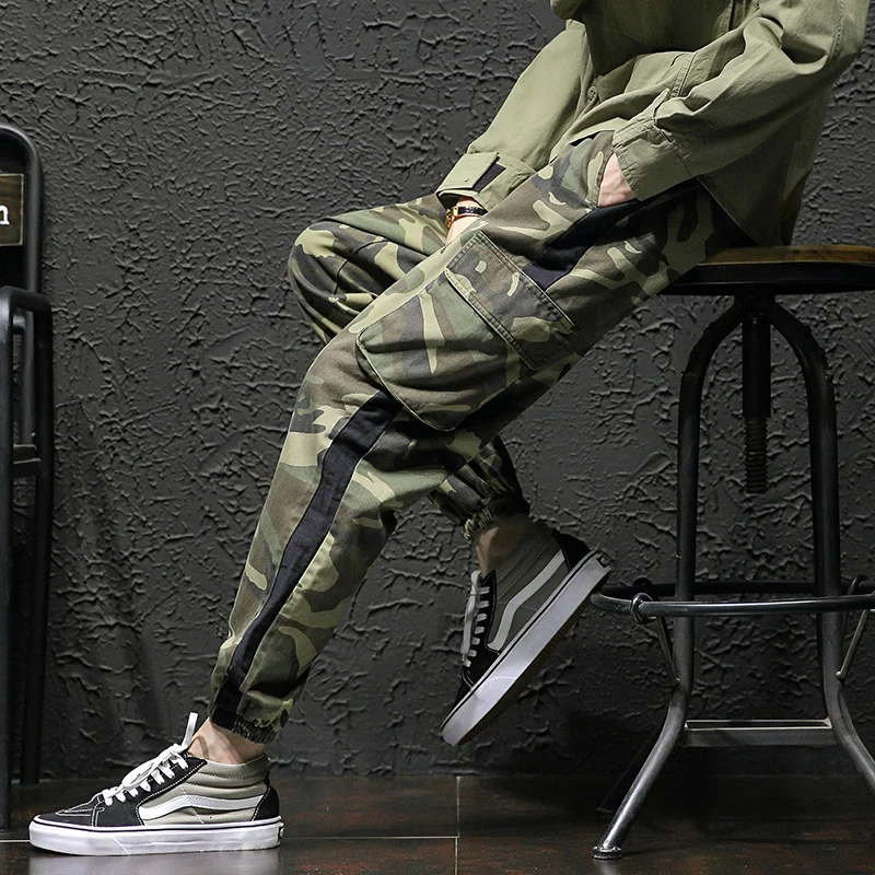 camouflage color Камуфляжные брюки мужские модные контрастные цветные повседневные мульти-комбинезоны с карманами мужские уличные хип-хоп свободные джоггеры спортивные брюки мужские M-5XL - Цвет: camouflage color