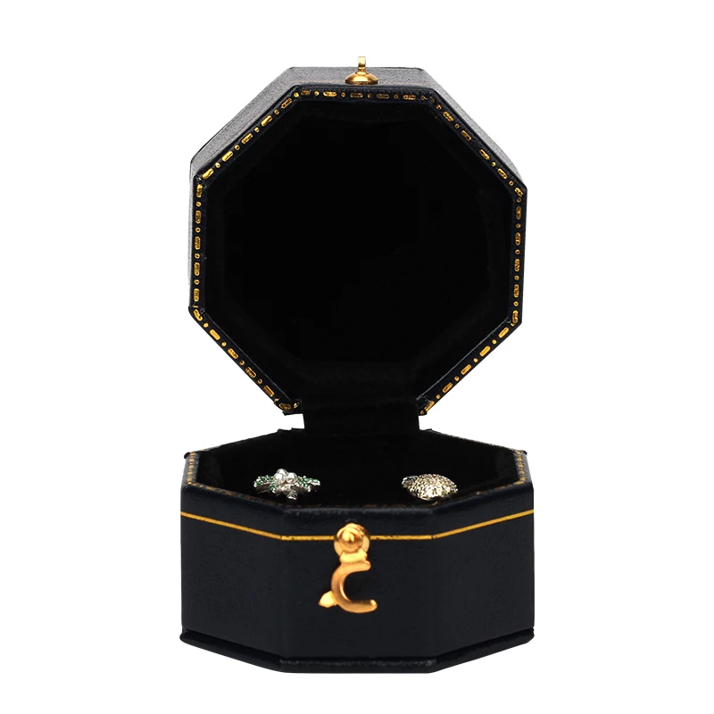 Black Leatherette Ring Box | Gems on Display