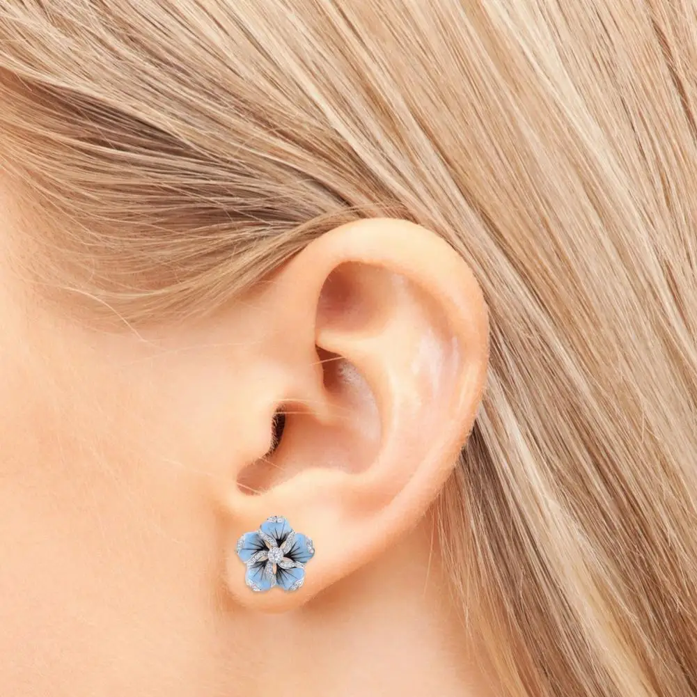 

1 Pair Earrings Delicate Rhinestone Alloy Realistic Electroplating Flower Shape Women Ear Studs Jewelry for Dating