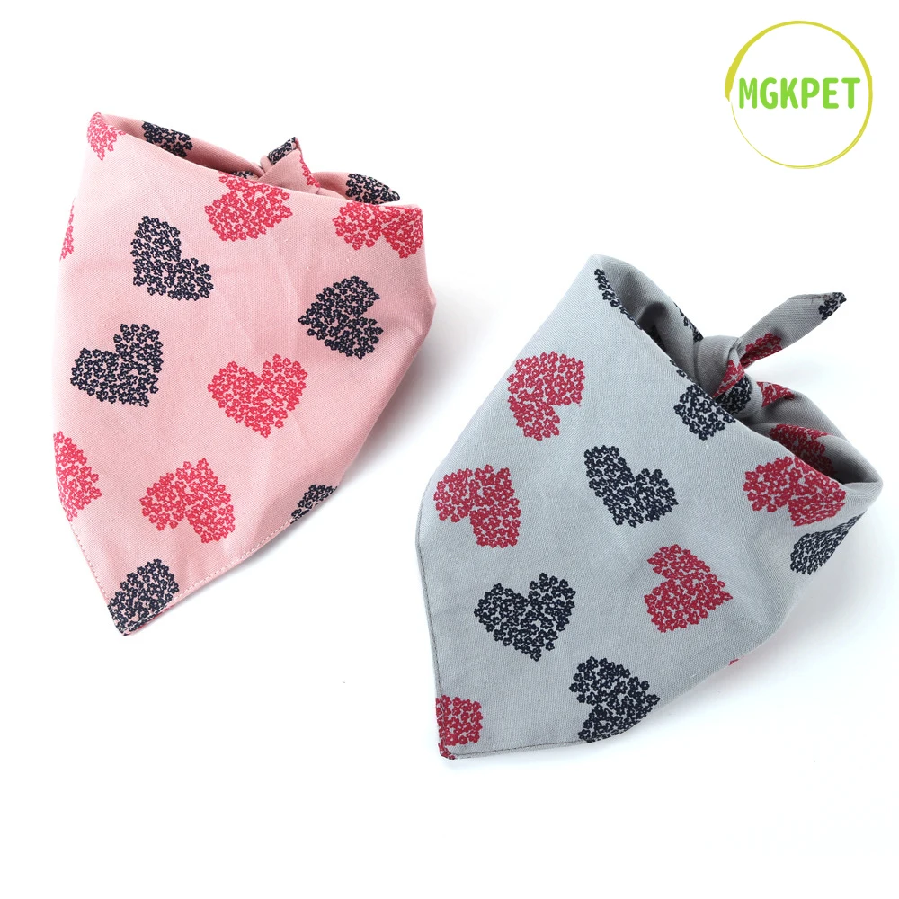 

Valentine's Day Heart Dog Bandana Pet Cotton Bandana Square Scarfs Bibs Accessories with Pink Red Heart Handkerchief Bandanna
