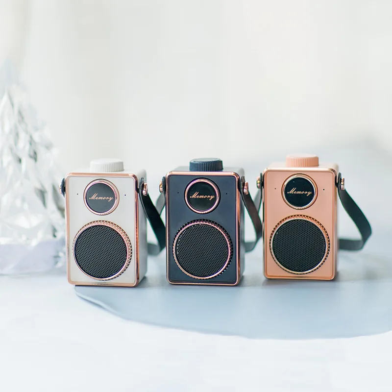 

Bluetooth speaker cute female retro audio mini speaker portable speaker