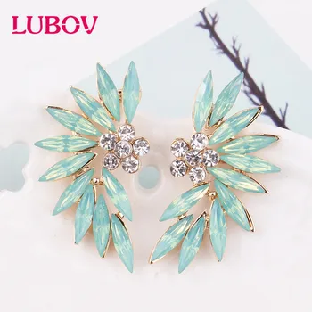 

2020 New Arrival Geometric Metal Women Hyperbole Stud Earrings Women Earrings Female Wings Irregular Korean Jewelry