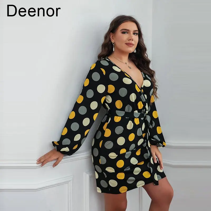 Рисунок 3 - Женское платье в горошек