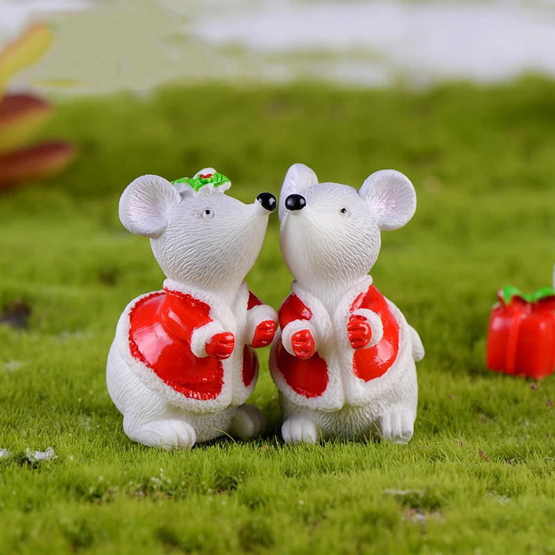 

ZOCDOU 1Piece Cute Christmas Mouse New year Snow Rat Gift Model Small Statue Figurine Crafts Ornament Miniatures Home Garden