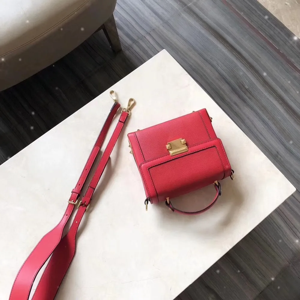 OUMISI новая модная и Элегантная стильная наклонная маленькая сумка в европейском и американском стиле дамская сумка MUS08M
