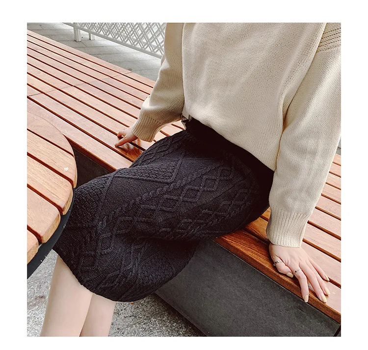 Retro Rhombus Knitted Skirt One-step Skirt Winter Korean-style High-waisted Slimming Mid-length Skirt Women's F5673