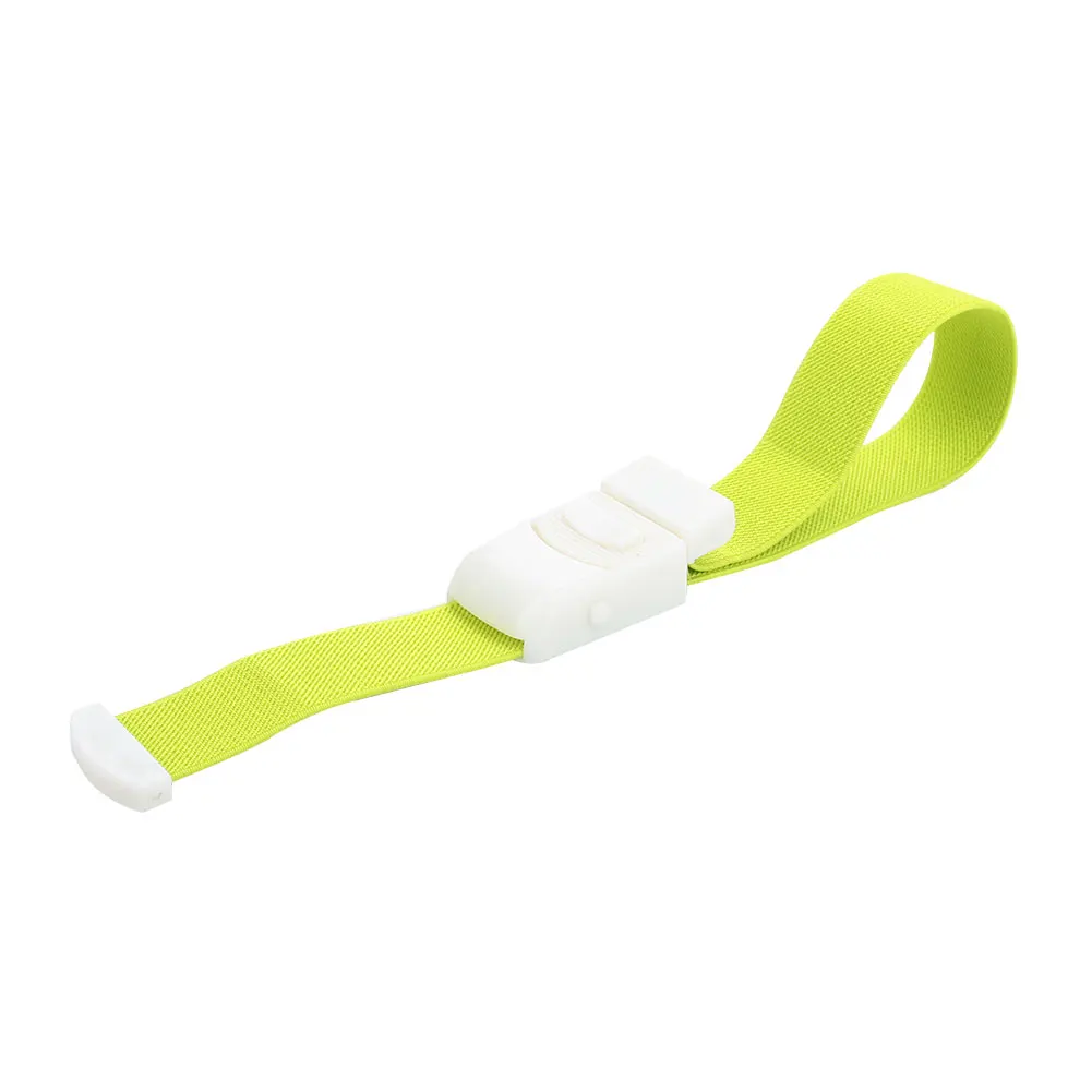 Hemostasis Effect Good Portable Emergency Tourniquet Military Step Practical Medical Strap Outdoor Tourniquet Snap Tourniquet - Color: fruit green