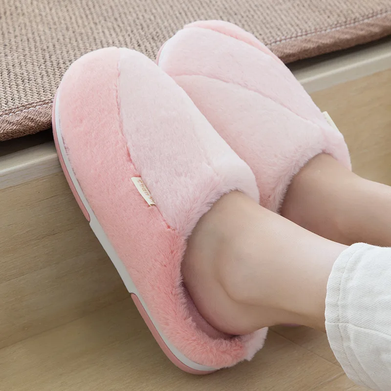 pink Женские домашние тапочки; Сезон Зима; теплые плюшевые домашние тапочки для спальни; мягкие хлопковые тапочки; меховые Вьетнамки; коллекция года; Лидер продаж - Цвет: pink