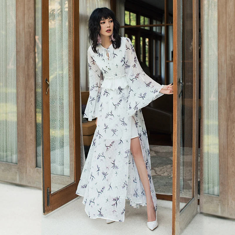 

2019 VERRAGEE Women White Chiffon Dress Flare Sleeve Ruffled Princess Dress Elegant Vintage Long Maxi Dress