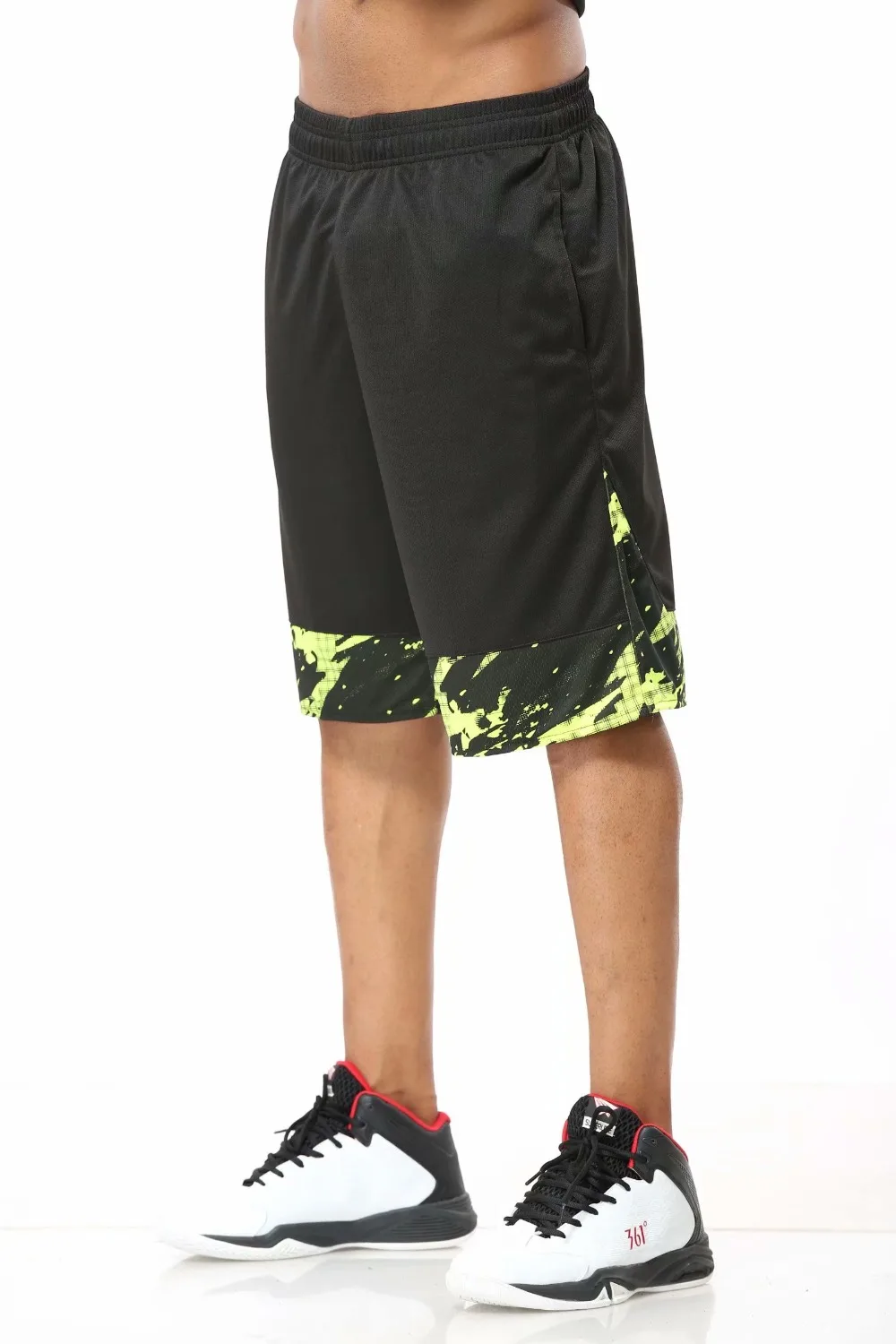 74_8202黑荧光绿熔岩绝不套路系列短裤L-5X面料厚实有型全新潮炫色彩搭配熔岩系