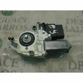 

WINDOW MOTOR REAR RIGHT VOLKSWAGEN GOLF V SALOON (1K1) 1K095973D ENGINE ELEV. T. D. AG998 Bosch