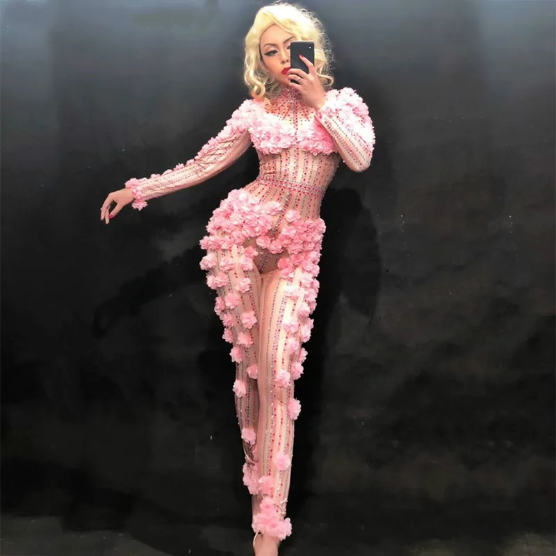 Sexy Roze Bloem Kristallen Dj Lange Mouwen Bodysuit Vrouwen Kostuum Jumpsuit Vieren Party Wear Singer Stadium Prestaties Kleding Sexy Roze Bloem Kristallen Dj Lange Mouwen Bodysuit Vrouwen Kostuum Jumpsuit Vieren Party Wear Singer Stadium Prestaties Kleding