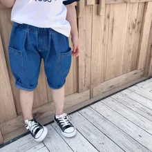 Летняя детская одежда в Корейском стиле для мужчин и женщин; однотонные джинсовые шорты до колена; детские джинсы с большими карманами