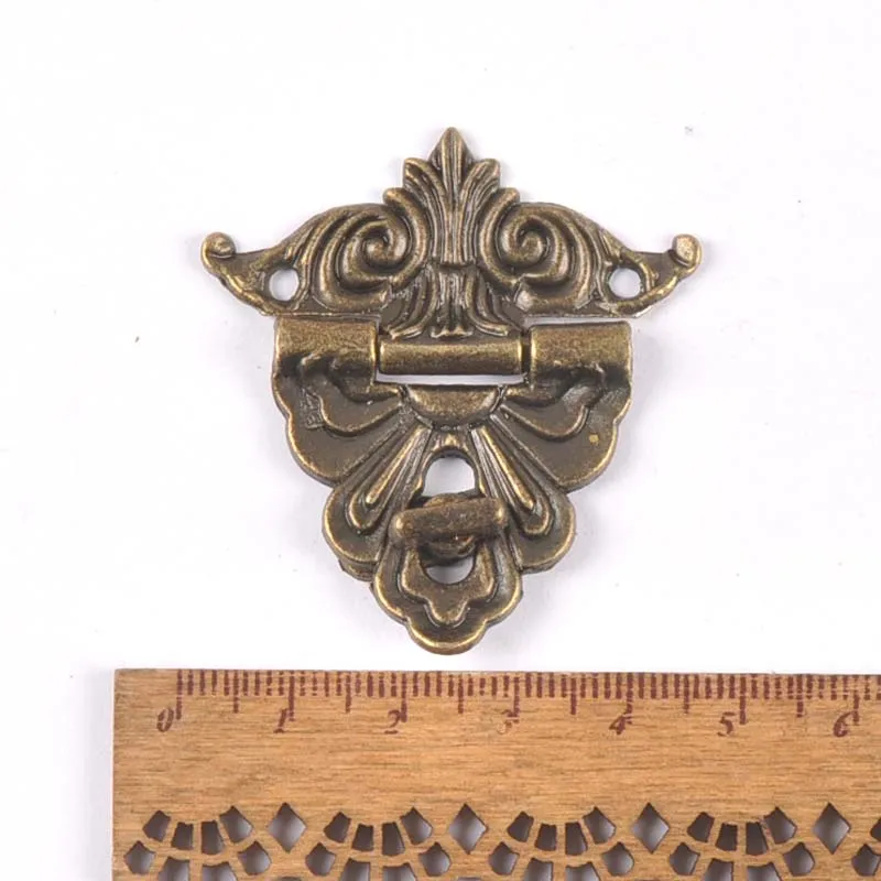 Vintage Brass Hardware Latch Hook Decorative Jewelry Box Hardware Wooden Boxes Furniture Buckle Clasp Lock Wood Case Hasp c2264 images - 6