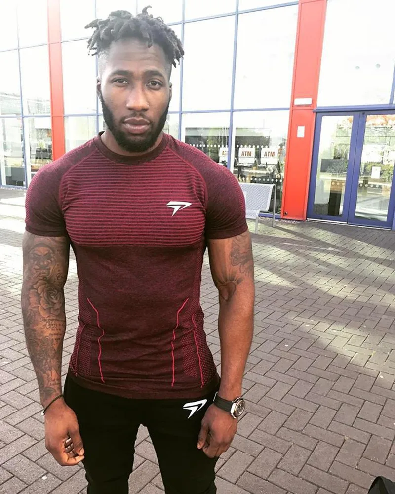 4605929264_1974832266